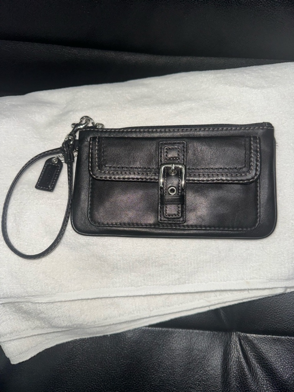 Coach Vintage Leather Wristlet Clutch in Black